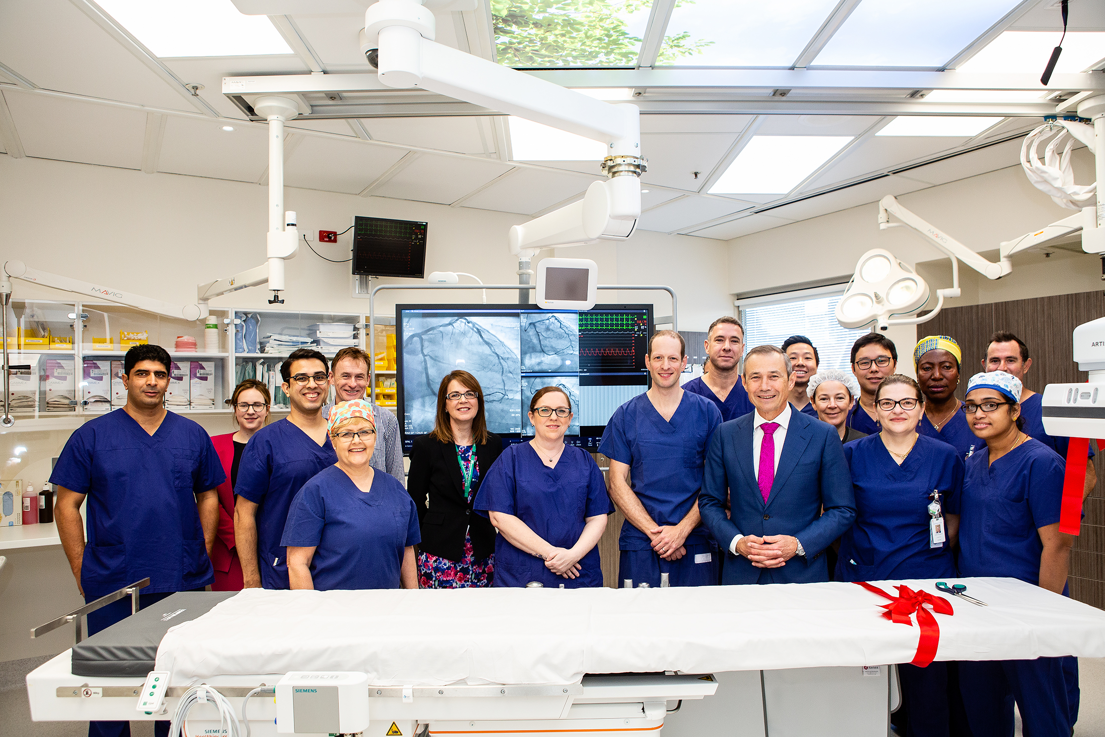 Hon Roger Cook MLA and Sandra Miller with Dr Jon Spiro and members of the RPBG Cardiology team